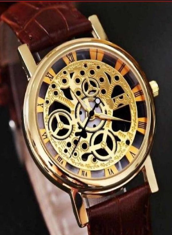 Stylish Leather Watch With Gold-tone